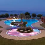 Corfu Chandris And דאסיה